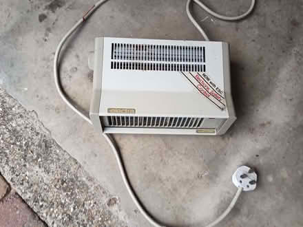 Photo of free Fan heater (Waterlooville PO8) #1