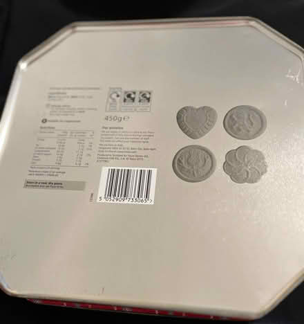 Photo of free Lovely tin perhaps for christmas (Farnley , Leeds LS12) #2