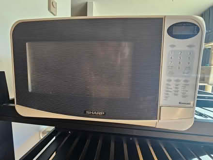 Photo of free Large 1100 watt microwave oven (Tukwila) #2