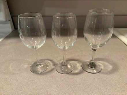 Photo of free Wine and champagne glasses (canton) #2
