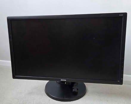 Photo of free 23" Benq Monitor (Oaken Grove Park SL6) #1