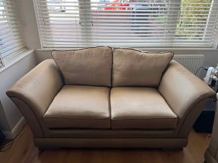 Photo of free Sofa set (3+2 seater and storage footstool) (Brunswick Park N14) #3