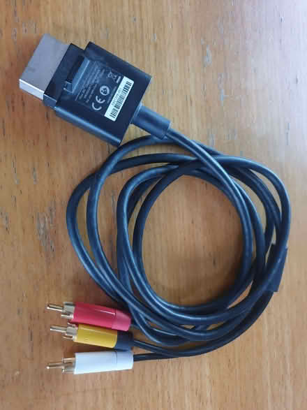 Photo of free XBox 360 Audio-Video Cable (Greenstead CO4) #1