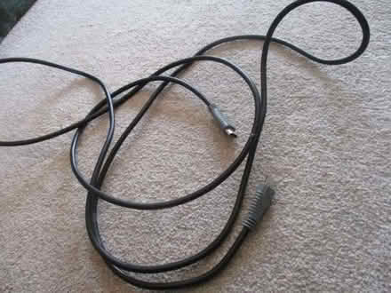 Photo of free Computer video cables (Innsworth GL3) #1