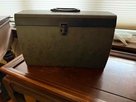 Photo of free Paper file organizer (Pape/Cosburn) #1
