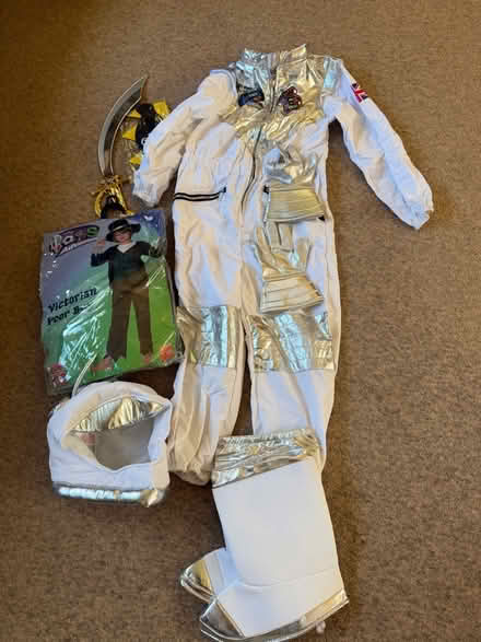 Photo of free Kids fancy dress (Malvern WR14) #1