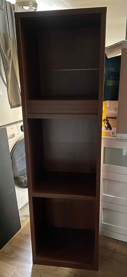 Photo of free Tall bookcase with 5 shelves (Wallingford) #1