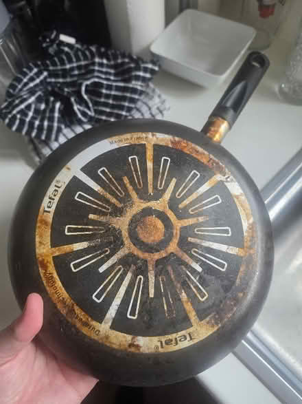 Photo of free Old tefal frying pan (Yate BS37) #3