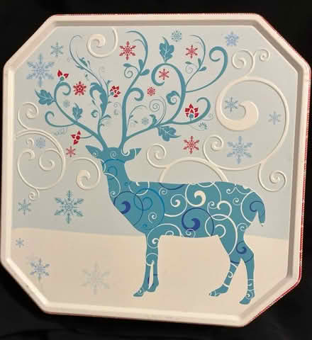 Photo of free Lovely tin perhaps for christmas (Farnley , Leeds LS12) #1