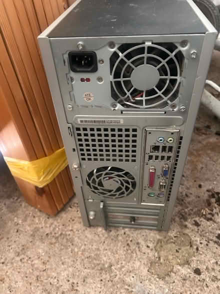 Photo of free HP tower (Rochester ME1) #3