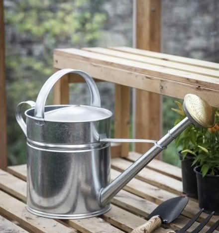 Photo of Large watering can (Bishops Tachbrook CV34) #1