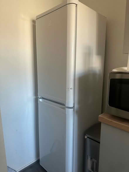 Photo of free Fully functional fridge (Br6 0tp) #1