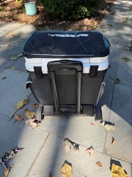 Photo of free Igloo cooler on wheels (Hinsdale, IL) #3