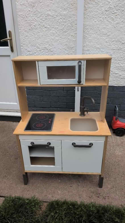 Photo of free Ikea children's kitchen (Tongwynlais CF15) #1