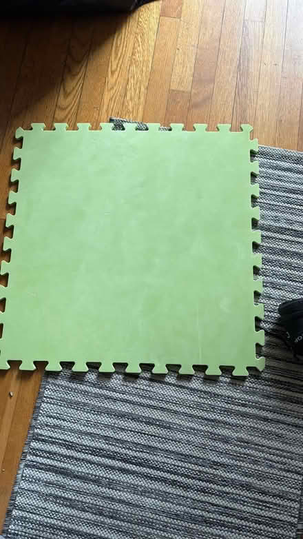 Photo of free Foam floor (Arlington) #1