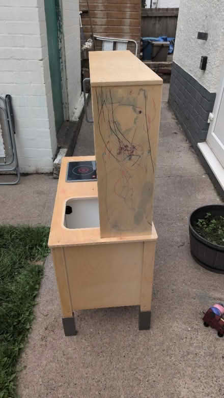 Photo of free Ikea children's kitchen (Tongwynlais CF15) #3