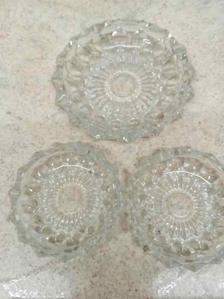 Photo of free Glass Ashtrays (Rose Hill OX4) #1