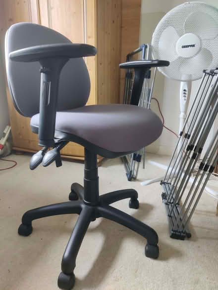 Photo of free Office chair (Reddingmuirhead FK2) #2