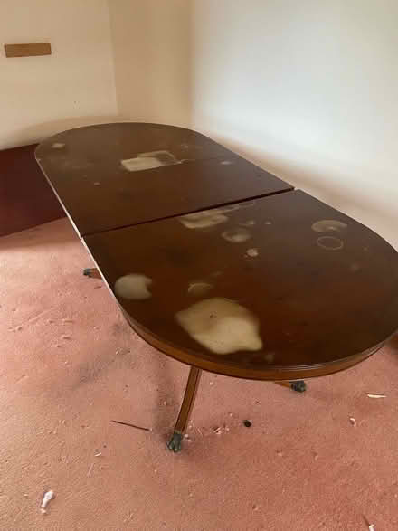 Photo of free Extendable dining table (Churchstoke SY15) #1