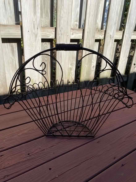 Photo of free Decorative metal basket (South Downers Grove near YMCA) #4