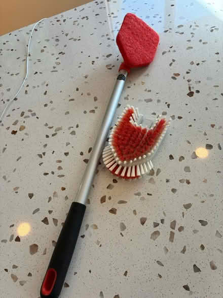 Photo of free OXO Extendable Scrubber (North Seattle (Roosevelt)) #1