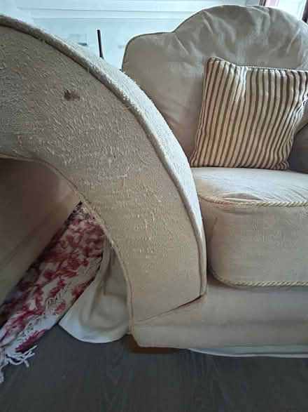 Photo of free 3PC Suite (High Ham TA10) #3