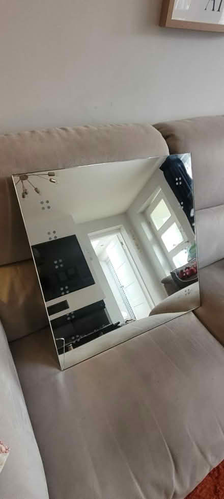 Photo of free LED bathroom mirror (Horsforth LS18) #2
