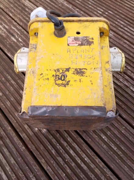 Photo of free 110 volt site transformer (Llandyrnog LL16) #2