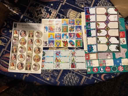 Photo of free Winter/holiday stickers/gift tags (Ossining) #1