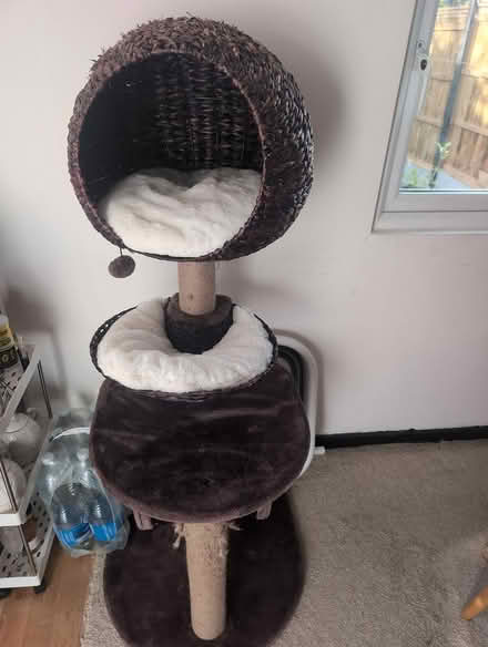 Photo of free Cat Tree / Scratching Post with Bed (HA7) #1