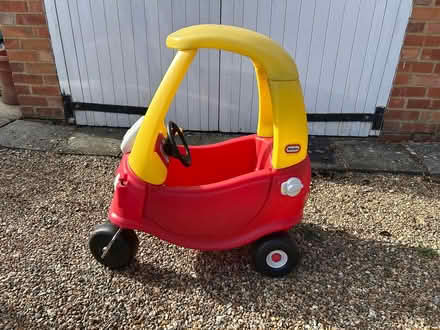 Photo of free Tiny Tykes Car (Newdigate) #1