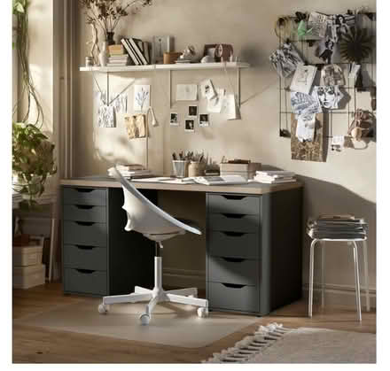 Photo of free Desk (LAGKAPTEN) (Richmond TW1) #1