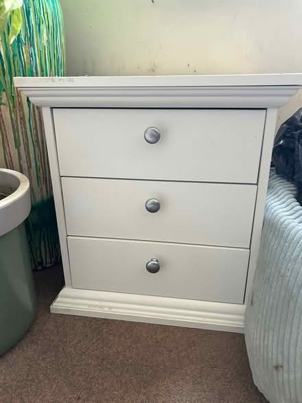 Photo of free Bed side cabinet (OX29, witney) #1