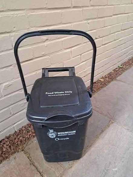 Photo of free Outdoor Food Bin (Woodley RG5) #1