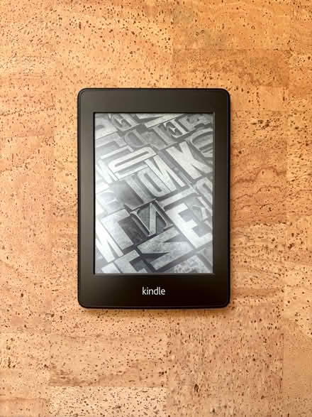 Photo of free Working Kindle Paperwhite (1st Gen) (Mount Waverley) #3