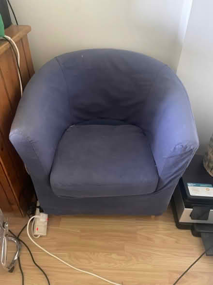 Photo of free Blue armchair (Hackbridge CR4) #1