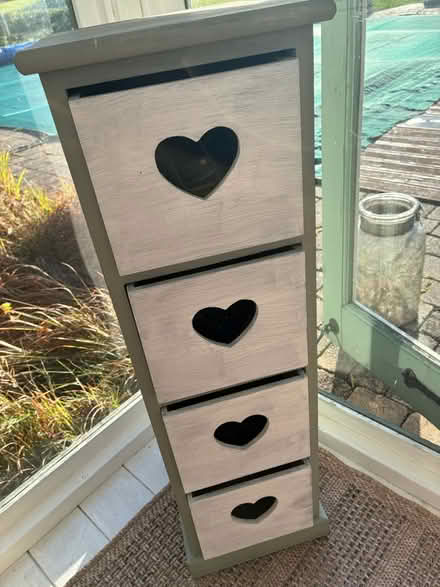 Photo of free Small chest (Papplewick Nottingham) #1