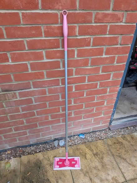 Photo of free New flash mop (Kingsway DE22) #2