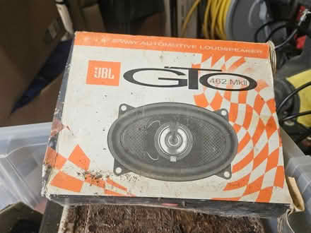 Photo of free In Car Stereo Components (B63 2AL) #3
