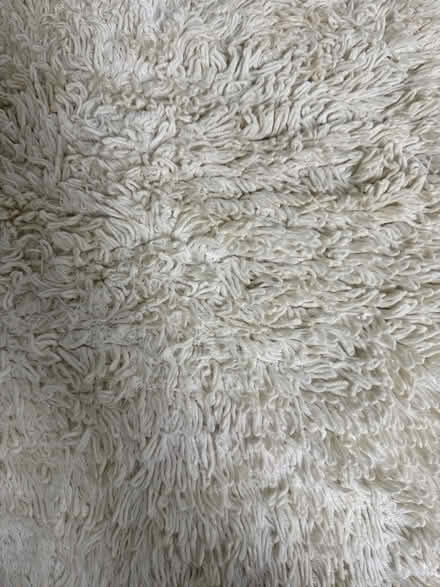 Photo of free Shaggy white cotton mat, 2’ x 3’ (Valencia Avenue, Sunnyvale) #2