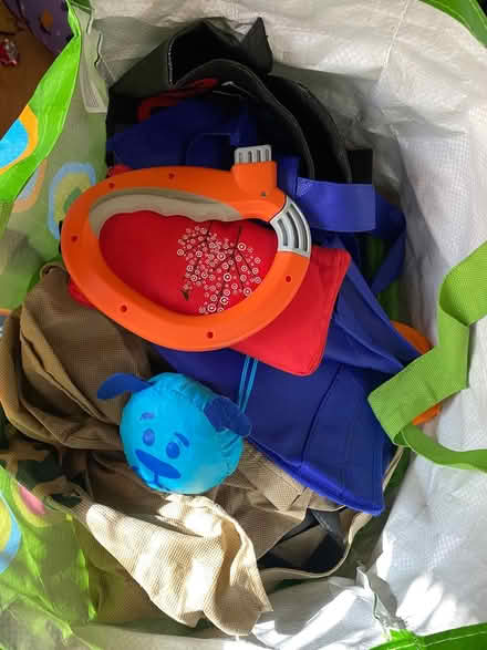 Photo of free Bag of reusable bags+ bag holder (Berwyn) #1