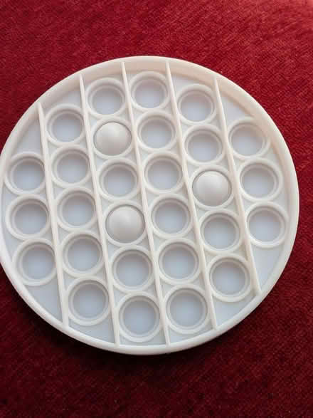 Photo of free White fidget (Risinghurst OX3) #1