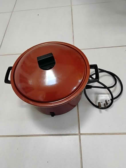 Photo of free Electric slow cooker (Cutteslowe OX2) #1