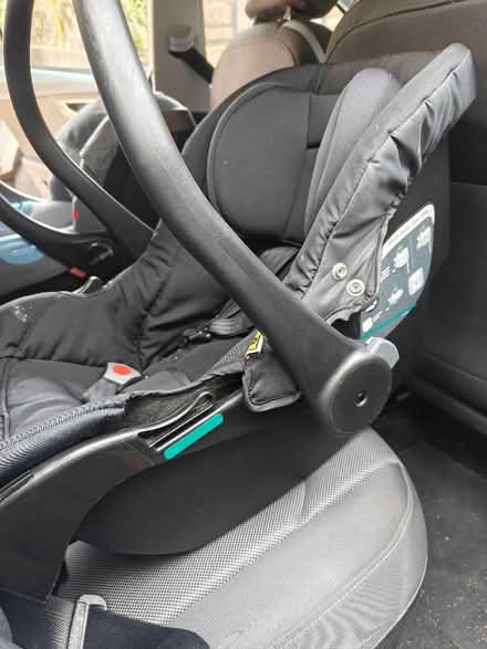 Photo of free Two Baby Seats (0 - 12 months) (Crouch End N8) #2