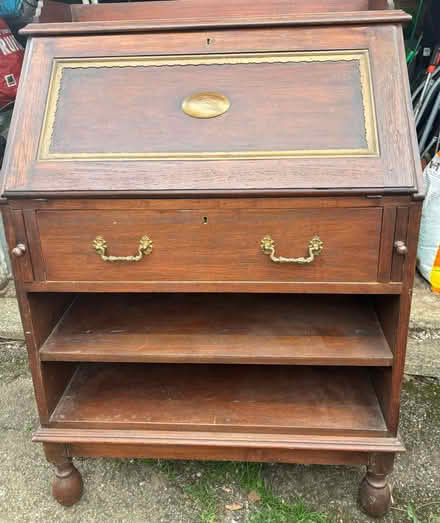 Photo of free Writing desk (HP5 Chesham) #1