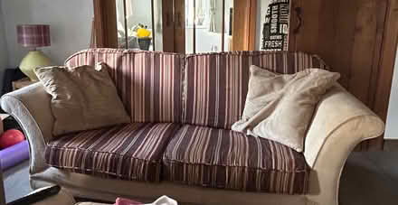 Photo of free 3PC Suite (High Ham TA10) #1