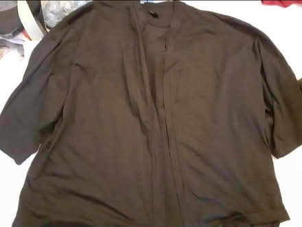Photo of free Xl to xxl black cardigan (Birmingham City Centre B1) #1