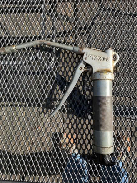 Photo of free High pressure grease gun (Leintwardine SY7) #1