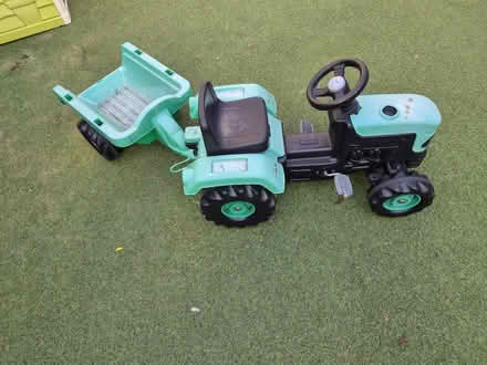 Photo of free Kids’ Tractor (Bletchley) #3