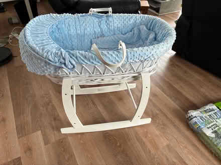 Photo of free Bassinet - rocking. (Spital CH63) #1